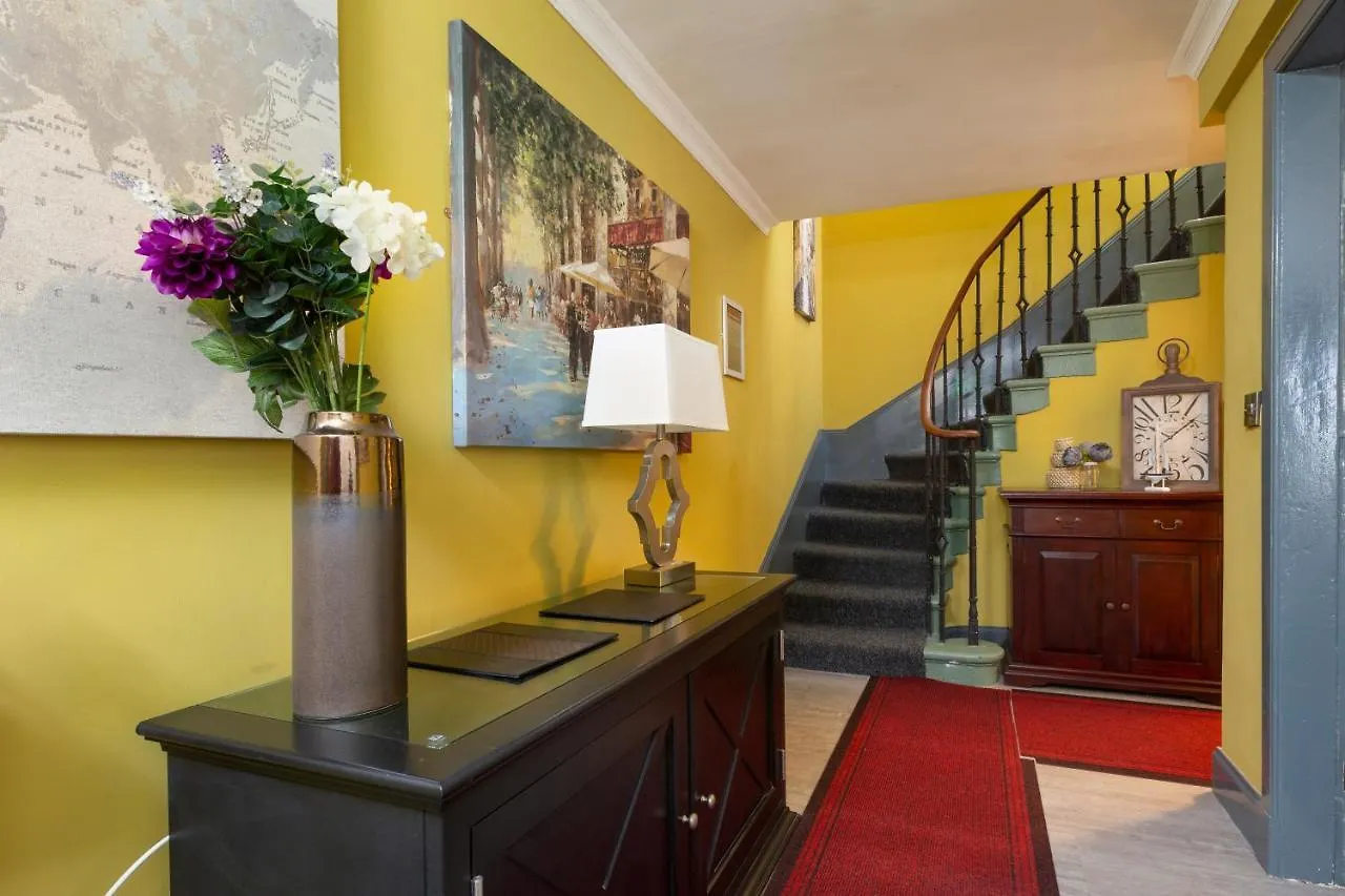 Guest house 48 Gilmore Place Residences Edinburgh United Kingdom