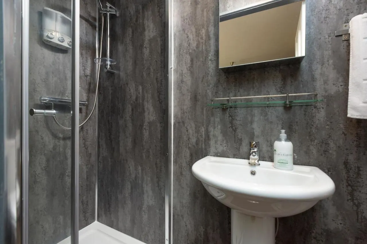 Guest house 48 Gilmore Place Residences Edinburgh United Kingdom